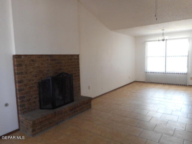 Building Photo - 1860 Sonoma Pl
