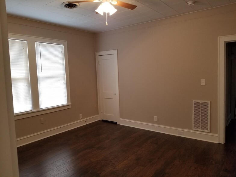 Bedroom - 2028 Mc Cutchen Ave