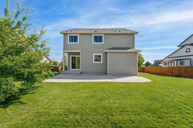 Building Photo - 4375 Bramble Road