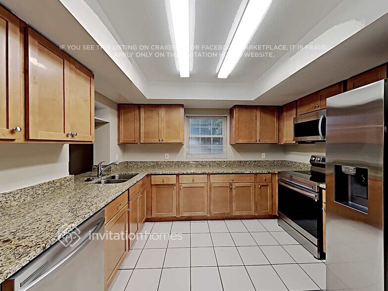 Building Photo - 102 Valley Cir