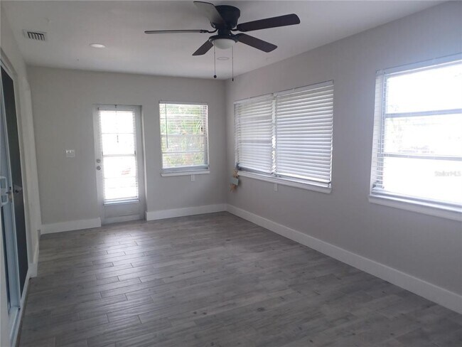 Building Photo - 120 Causeway Blvd