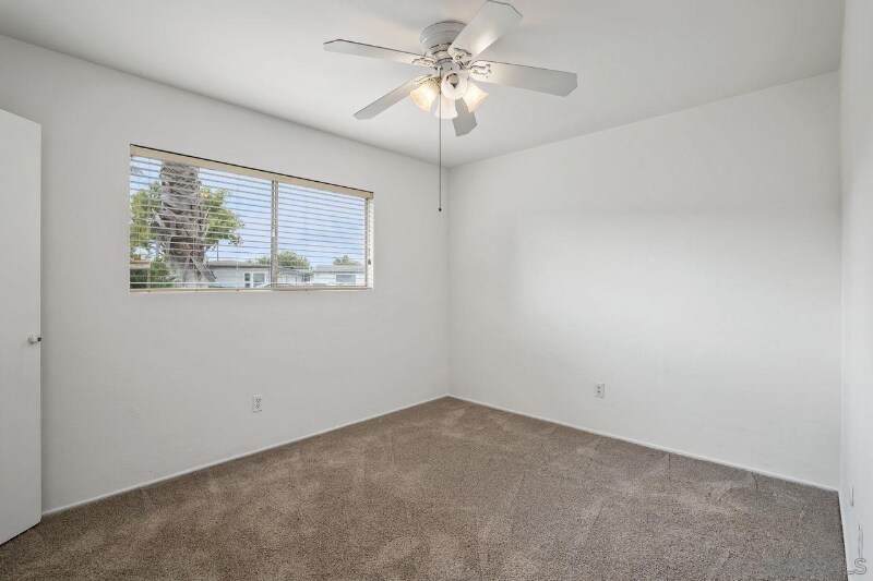 Building Photo - 5304 Monroe Ave