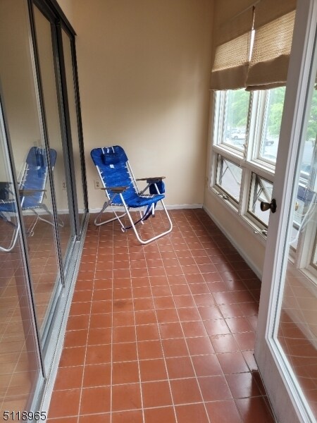 Building Photo - 28 Sunrise Dr