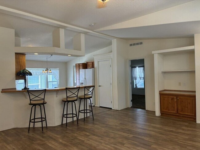 Building Photo - 3825 W 20 N