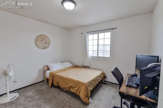 Building Photo - 11360 Justamere Dr