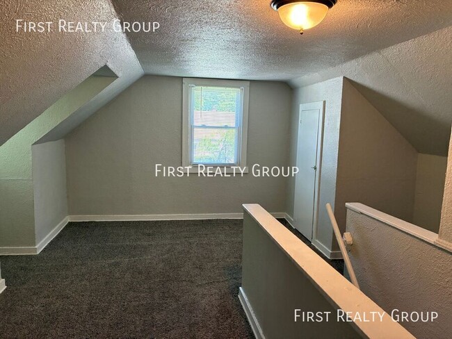 Building Photo - 4446 Waymire Ave