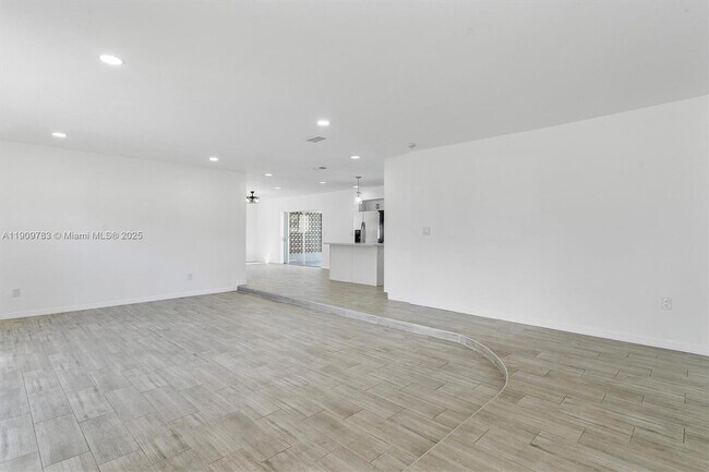 Building Photo - 4309 Jackson St