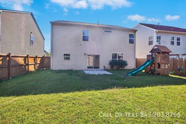 Building Photo - 165 Weeping Cypress Dr