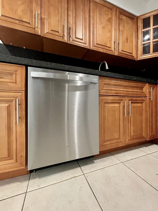 Building Photo - 11420 NW 35th St