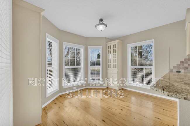 Building Photo - 8054 Ustick Rd