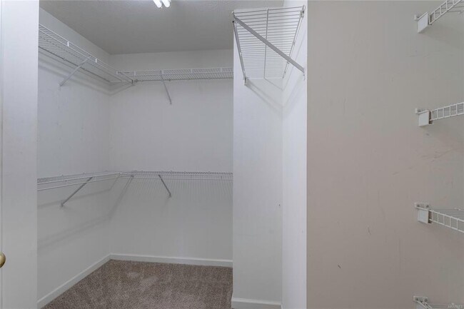 Building Photo - 1161 Stafford Dr