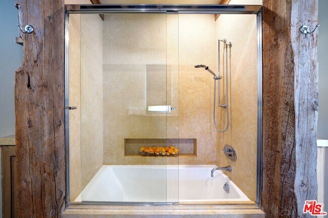 Building Photo - 3020 Corral Canyon Rd