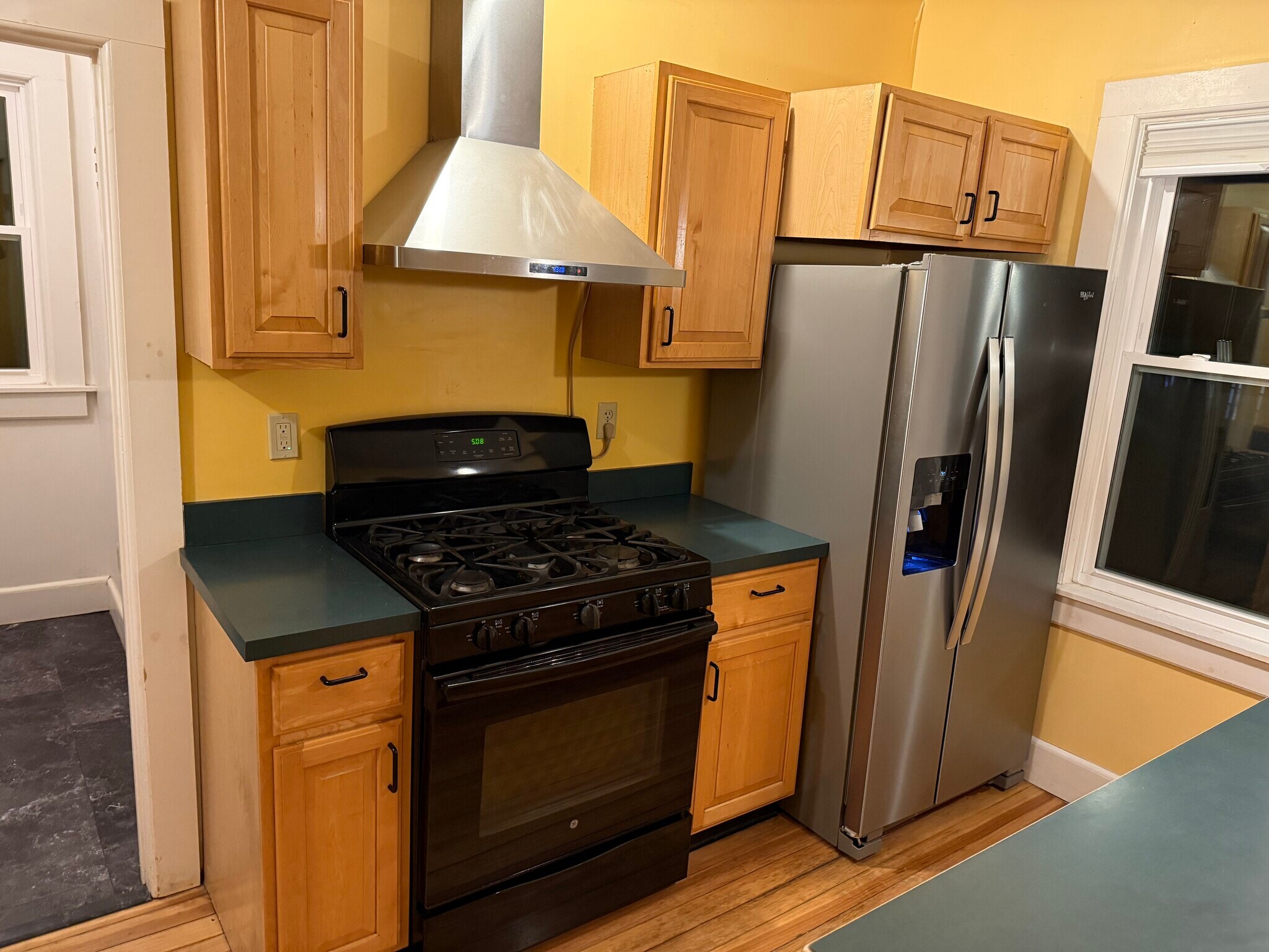 Kitchen - 274 Prospect St