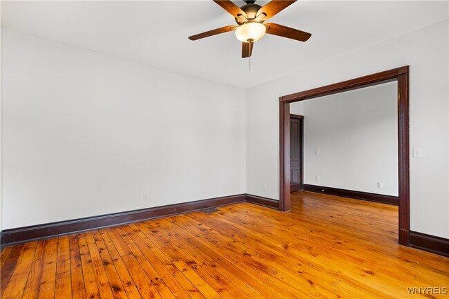Building Photo - 136 Prospect Ave