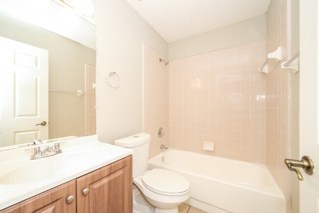 Building Photo - 8338 Argyle Corners Ct