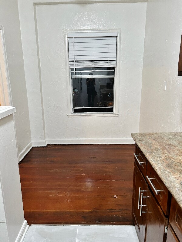 Building Photo - 1523 N McCadden Pl
