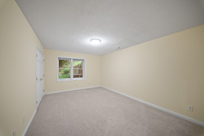 Building Photo - Asheville Mountain Home with Biltmore Views | 3BR + Office & Expansive Scenic Deck