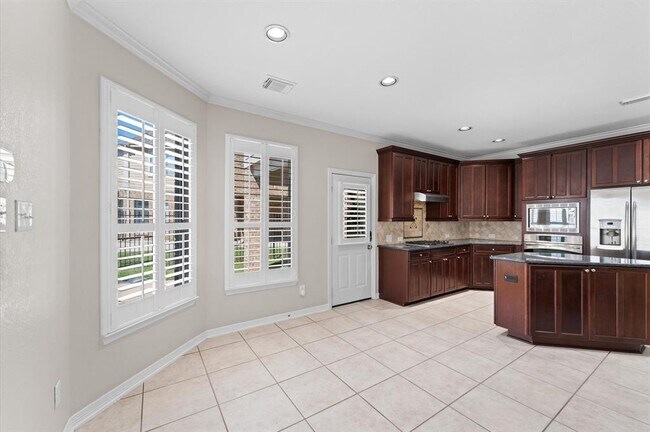 Building Photo - 3906 Point Cuero Ct