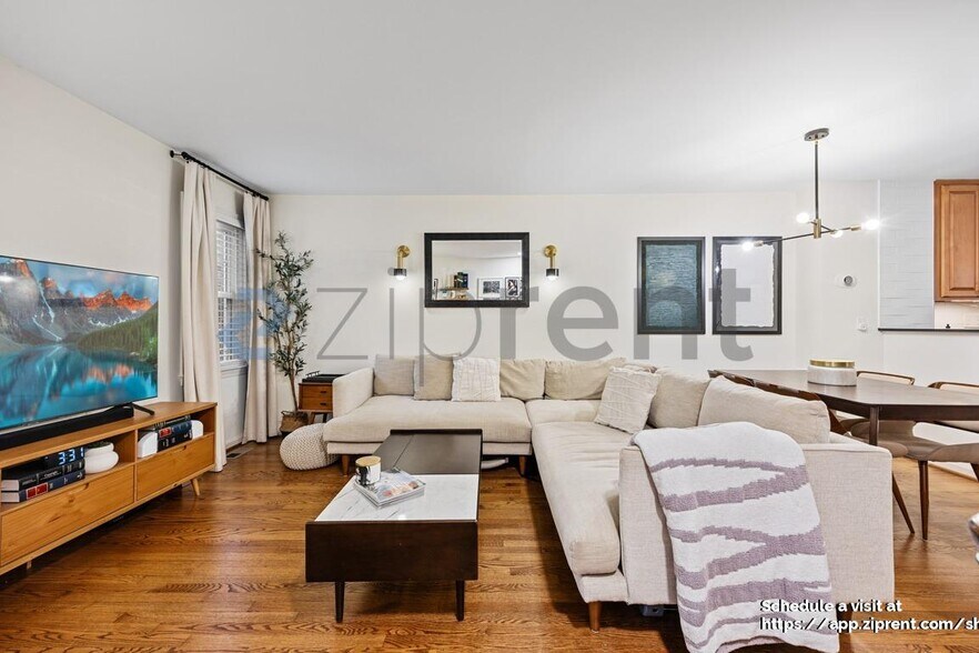 Building Photo - 1183 N Vernon St