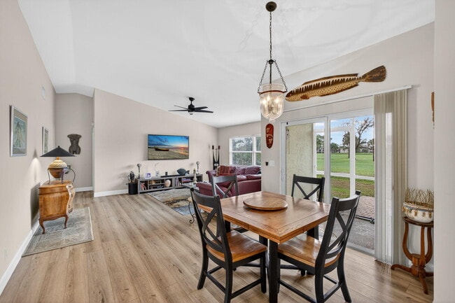 Building Photo - 18221 SE Fairview Cir