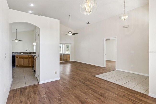 Building Photo - 166 Greeley Loop