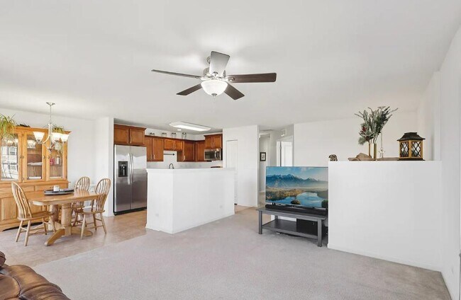 Building Photo - 1147 Piccolo Ln