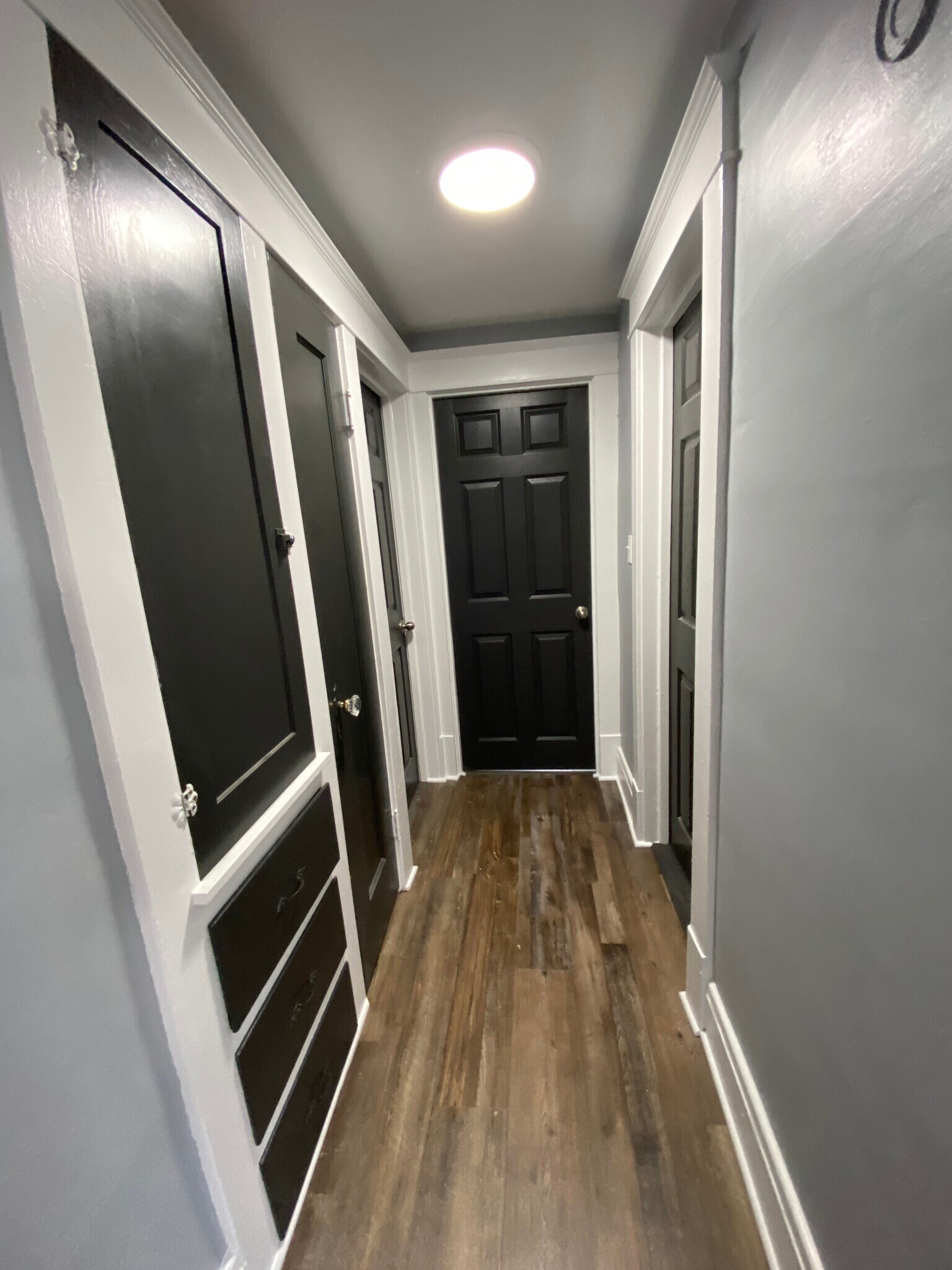 Hallway to bedroom 2 and 3 - 4034 Bailey Ave