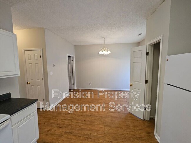 Building Photo - 3275 Oakley Pl