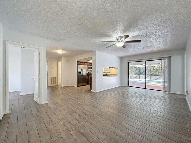 Building Photo - 7410 Dundee Ct