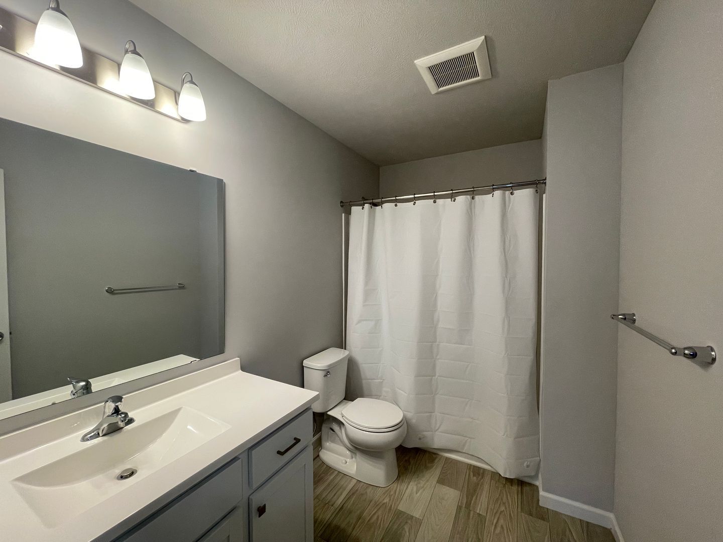 Building Photo - 10355 Craven Wy