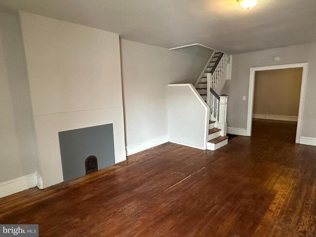 Building Photo - 250 N 52nd St
