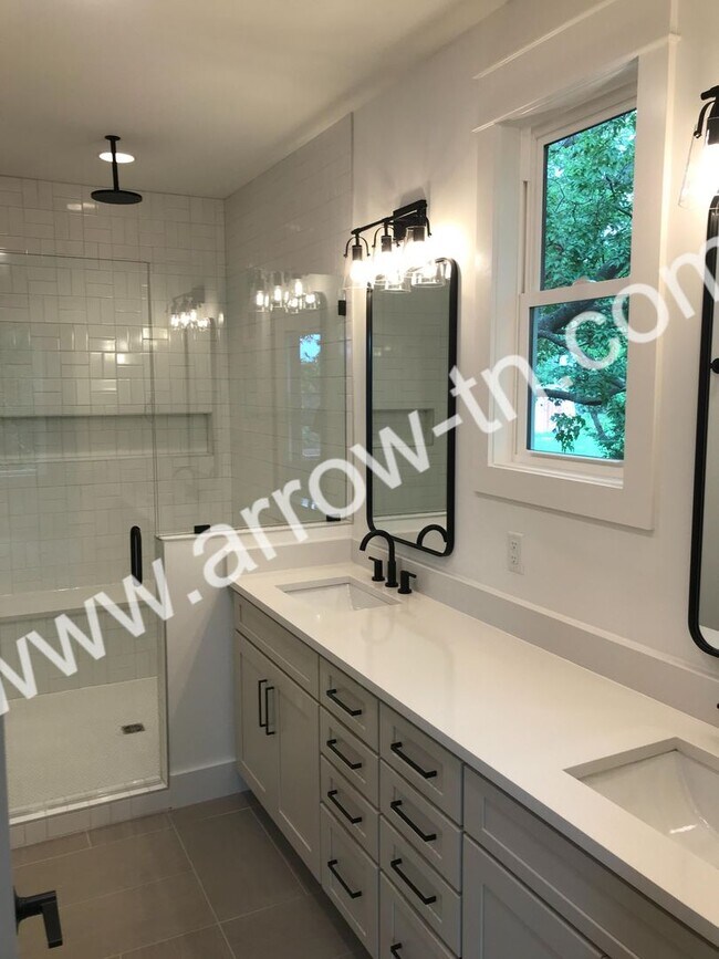 Building Photo - Beautiful New Construction for Rent in Sou...