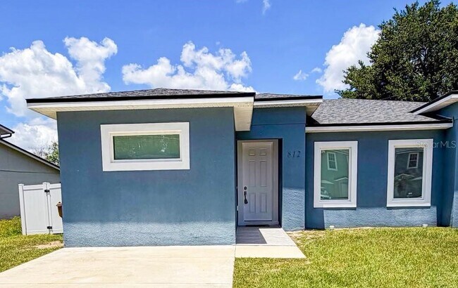 Building Photo - 812 Glastonbury Dr