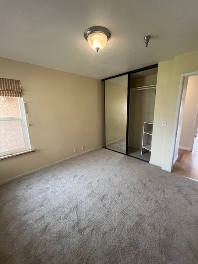 Building Photo - 4361 Poinsettia St