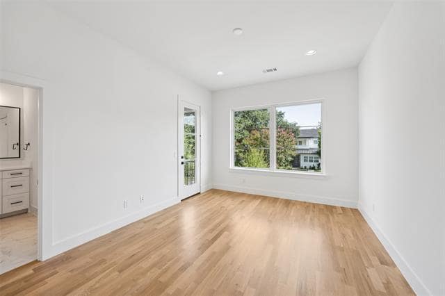 Building Photo - 5636 Winton St