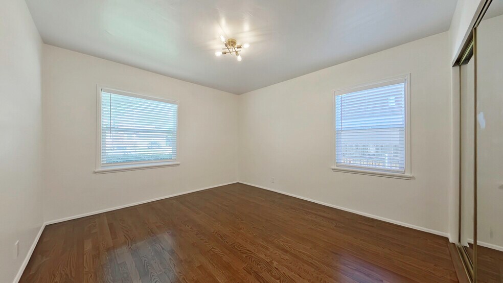 Building Photo - 3250 Las Lunas St