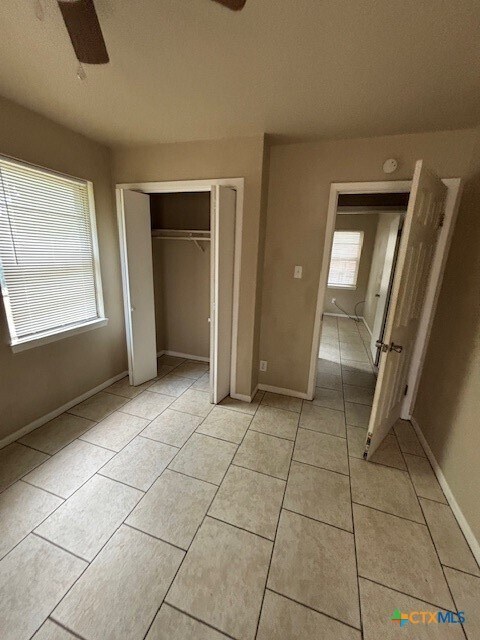 Building Photo - 1010 Cedar Dr