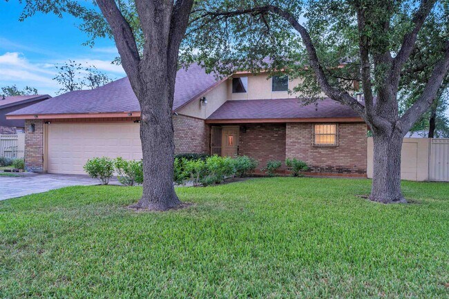 Primary Photo - 901 Eden Ln