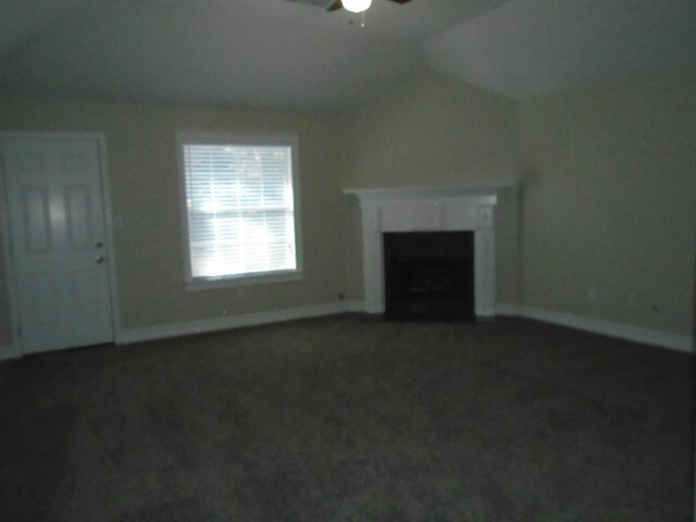 Building Photo - 513 Brookstone Way