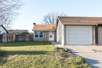 Building Photo - 1158 SW 14th Ave