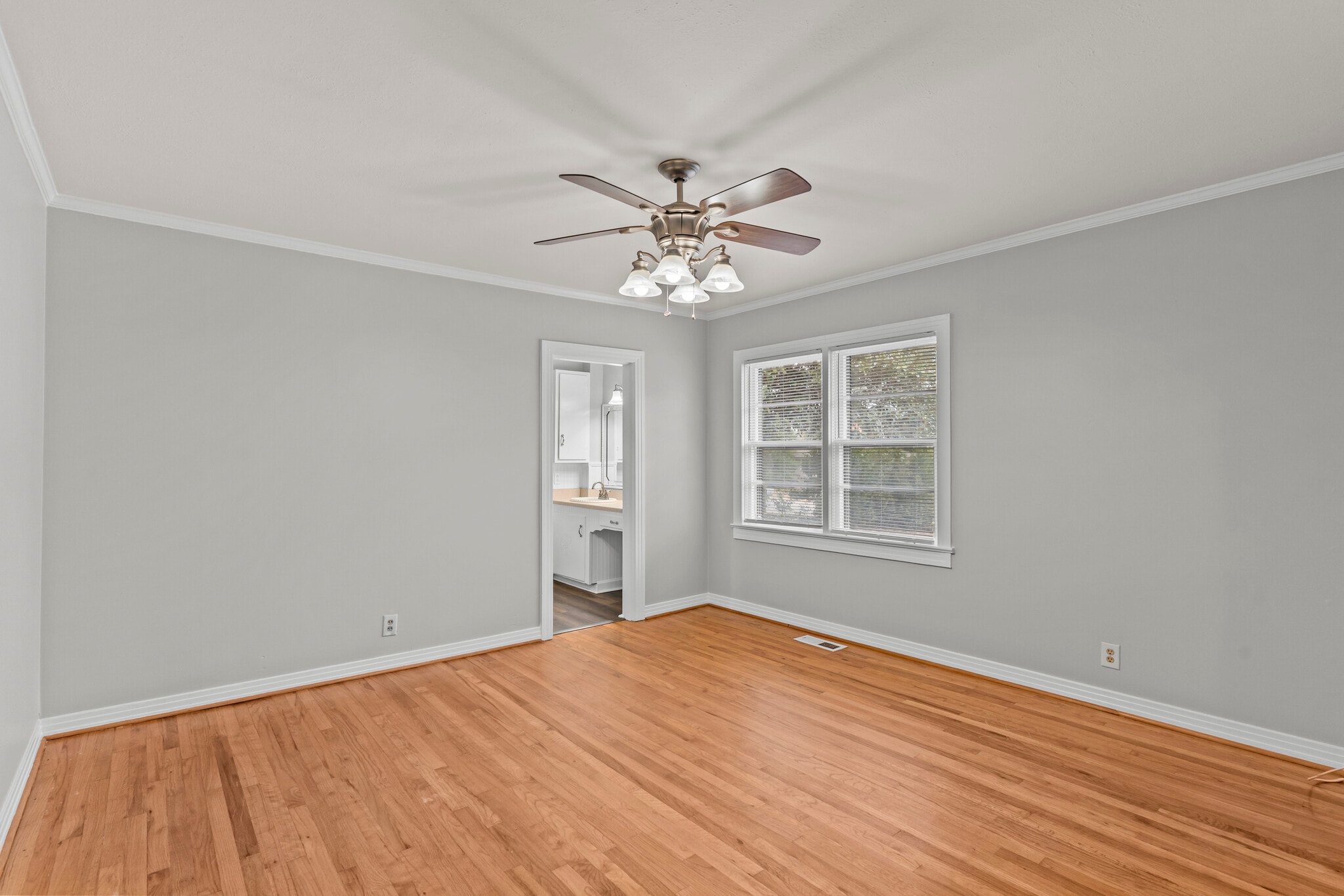 Building Photo - 110 Byrd St