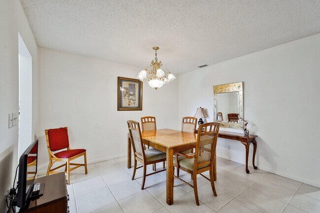 Building Photo - 13960 Nesting Way