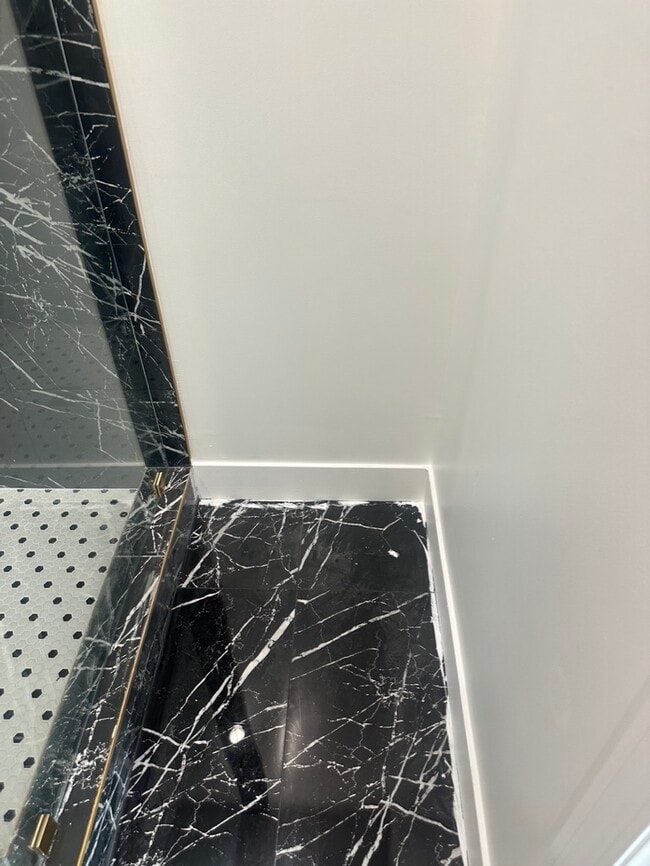 Building Photo - 10859 Nettleton St