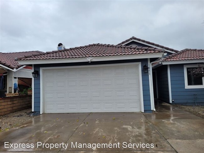 Building Photo - 1851 Eucalyptus St