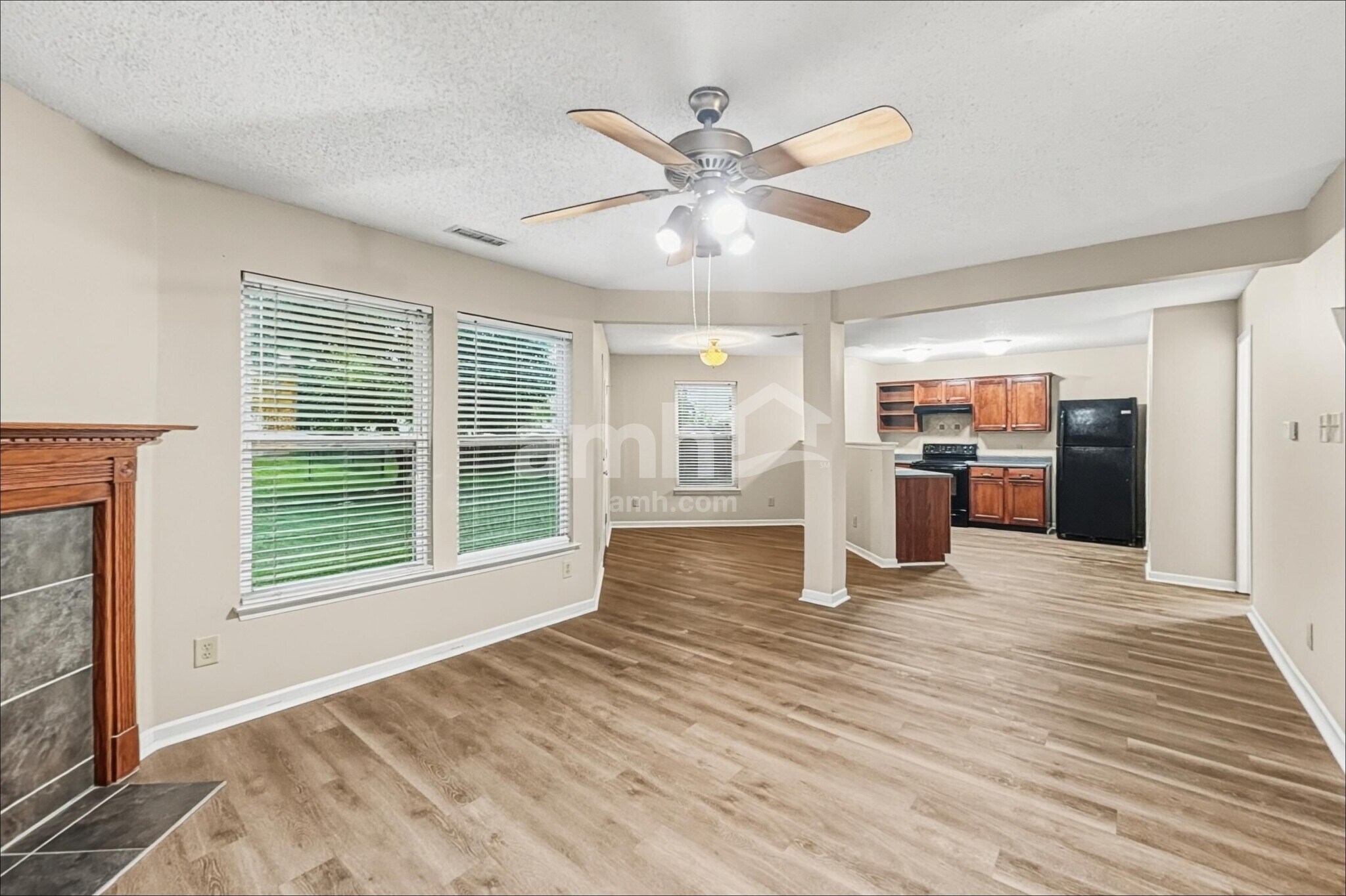 Building Photo - 2136 Olympia Dr