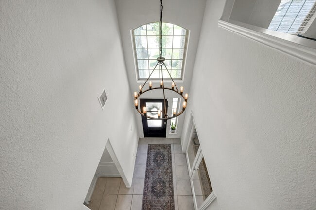 Building Photo - 508 Loft Ct