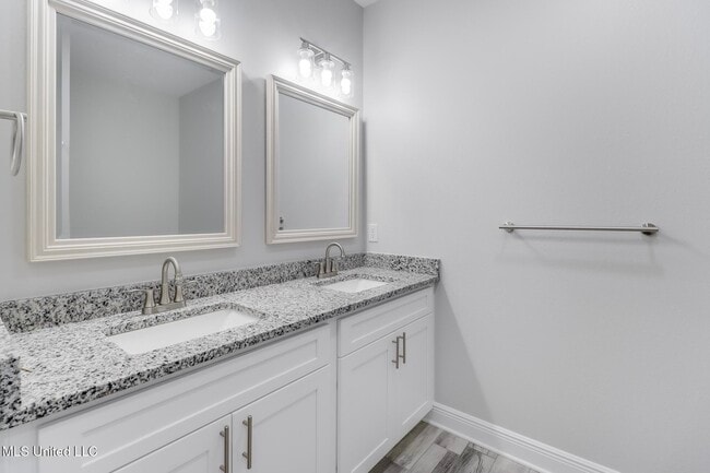 Building Photo - 3121 Seahorse Rd