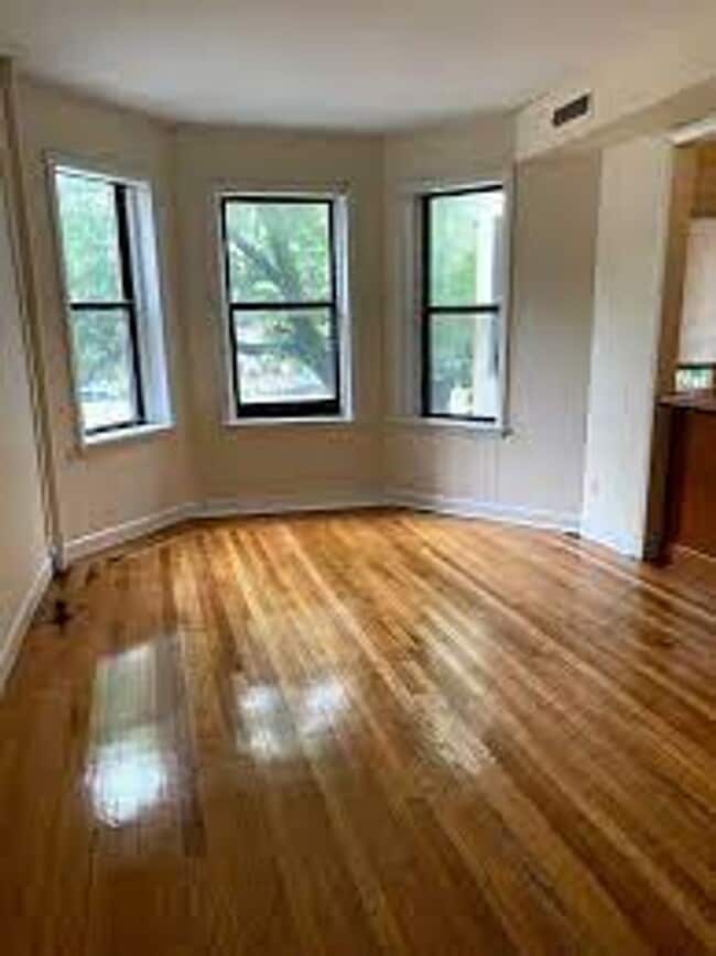Building Photo - 1135 Commonwealth Ave