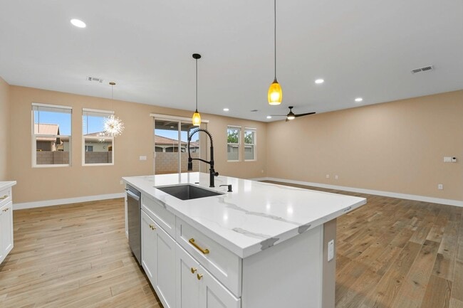 Building Photo - NO HOA! 2024 Build w/ RV Gate, Quartz Kitchen & 4 Spacious Bedrooms