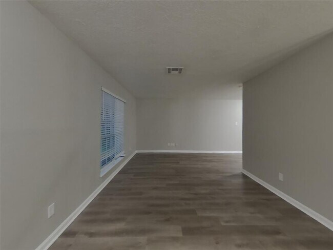 Building Photo - 12230 Haroldson Forest Dr